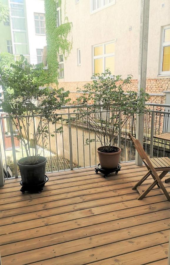 Апартаменты Ruhige Art-Garconniere Mit Balkon Вена Экстерьер фото